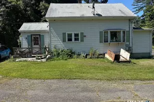 737 Litchfield Turnpike, New Hartford, CT 06057 - Photo 2