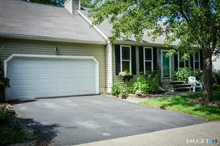 55 Moss Glen, Middletown, CT 06457 - Photo 2