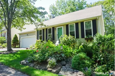 55 Moss Glen, Middletown, CT 06457 - Photo 1