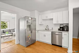 12 Thomes St, Norwalk, CT 06853 - Photo 4