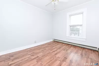 114 Jones Avenue, Bridgeport, CT 06604 - Photo 22