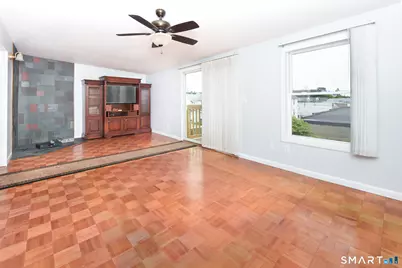 114 Jones Avenue, Bridgeport, CT 06604 - Photo 12
