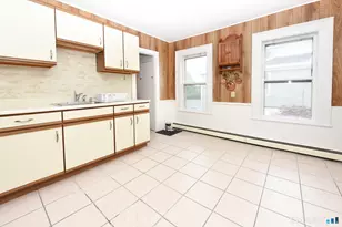 114 Jones Ave, Bridgeport, CT 06604 - Photo 6