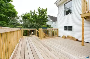 114 Jones Ave, Bridgeport, CT 06604 - Photo 32