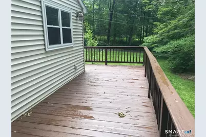 864 Litchfield Turnpike, Bethany, CT 06524 - Photo 10