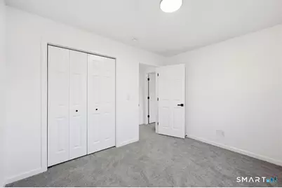 70 Victoria Court, Hamden, CT 06514 - Photo 16