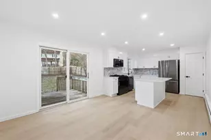 70 Victoria Ct, Hamden, CT 06514 - Photo 6
