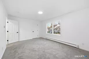 70 Victoria Ct, Hamden, CT 06514 - Photo 16