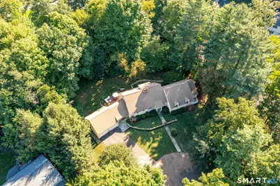 49 Apple Hill Road, West Hartford, CT 06117 - Photo 38