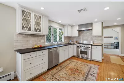49 Apple Hill Road, West Hartford, CT 06117 - Photo 16