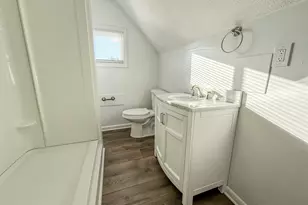 179 Montauk Ave, New London, CT 06320 - Photo 14
