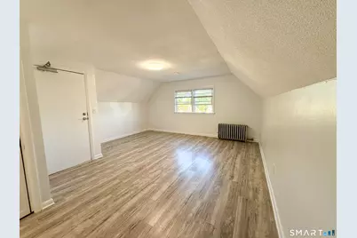 179 Montauk Avenue #7, New London, CT 06320 - Photo 1