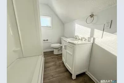 179 Montauk Avenue #7, New London, CT 06320 - Photo 10
