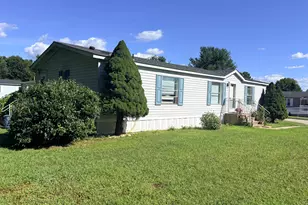 57 Circle Dr, Windham, CT 06256 - Photo 1