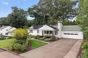 210 Bayard Ave, North Haven, CT 06473 - Photo 32