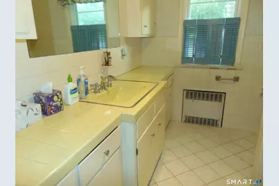 101 Birchwood Street, Waterbury, CT 06708 - Photo 20