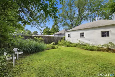 112-114 Maple Street, Manchester, CT 06040 - Photo 6