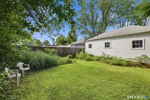 112-114 Maple St, Manchester, CT 06040 - Photo 6