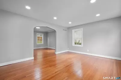 14 Ingleside Drive, Hamden, CT 06514 - Photo 10