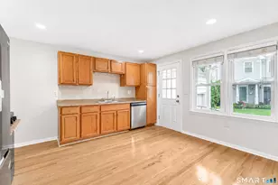 216 Country Rd, Fairfield, CT 06824 - Photo 6