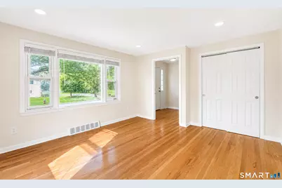 216 Country Road, Fairfield, CT 06824 - Photo 4