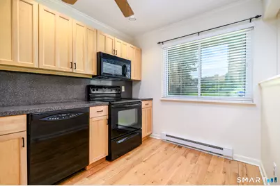 19 Woodway Road #25, Stamford, CT 06907 - Photo 6