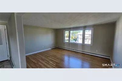 230 Oakland Avenue, New Britain, CT 06053 - Photo 6