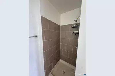 205 Washington Avenue #205-C8, Bridgeport, CT 06604 - Photo 6