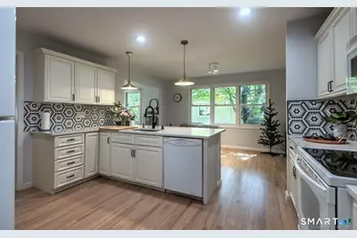 9 Canterbury Road #9, Hamden, CT 06514 - Photo 6