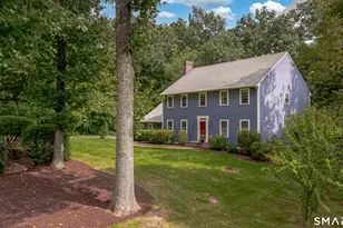 39 Deer Run Dr, Colchester, CT 06415 - Photo 2