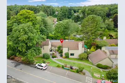 318 Heritage Village #E, Southbury, CT 06488 - Photo 32