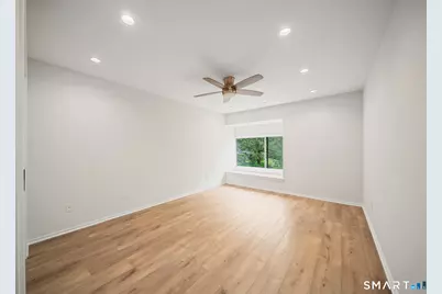 318 Heritage Village #E, Southbury, CT 06488 - Photo 16