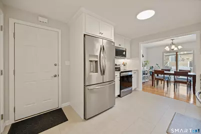 697 South End Road #8, Southington, CT 06479 - Photo 10