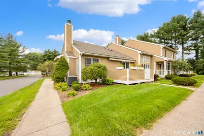 697 South End Road #8, Southington, CT 06479 - Photo 2