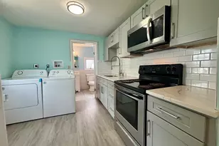 40 Portland Ave, Old Lyme, CT 06371 - Photo 18