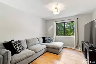 160 Nod Rd, Simsbury, CT 06089 - Photo 14