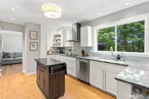 160 Nod Rd, Simsbury, CT 06089 - Photo 4