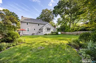 50 University Dr, Fairfield, CT 06824 - Photo 32