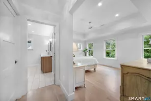 50 University Dr, Fairfield, CT 06824 - Photo 20