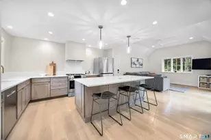 50 University Dr, Fairfield, CT 06824 - Photo 6