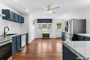 104 Thornton St, Hamden, CT 06517 - Photo 10