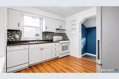 21 Parmalee Avenue #2, New Haven, CT 06511 - Photo 2
