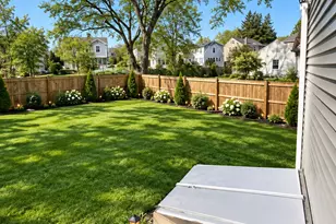 1081 Brooklawn Ave, Fairfield, CT 06825 - Photo 36