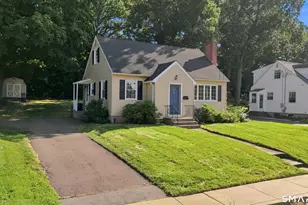 14 Barry Rd, Manchester, CT 06042 - Photo 4