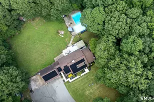98 Dean Rd, East Lyme, CT 06333 - Photo 4