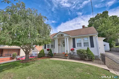 38 Lewis Street, Naugatuck, CT 06770 - Photo 4