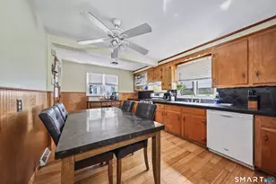 38 Lewis St, Naugatuck, CT 06770 - Photo 16