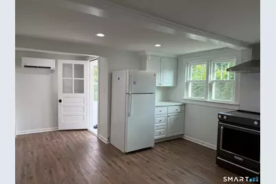16 Raymond Street, New Canaan, CT 06840 - Photo 10