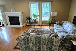 286 Beth Ln, Waterbury, CT 06705 - Photo 4
