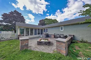 2 Lynn Ave, Plymouth, CT 06786 - Photo 6